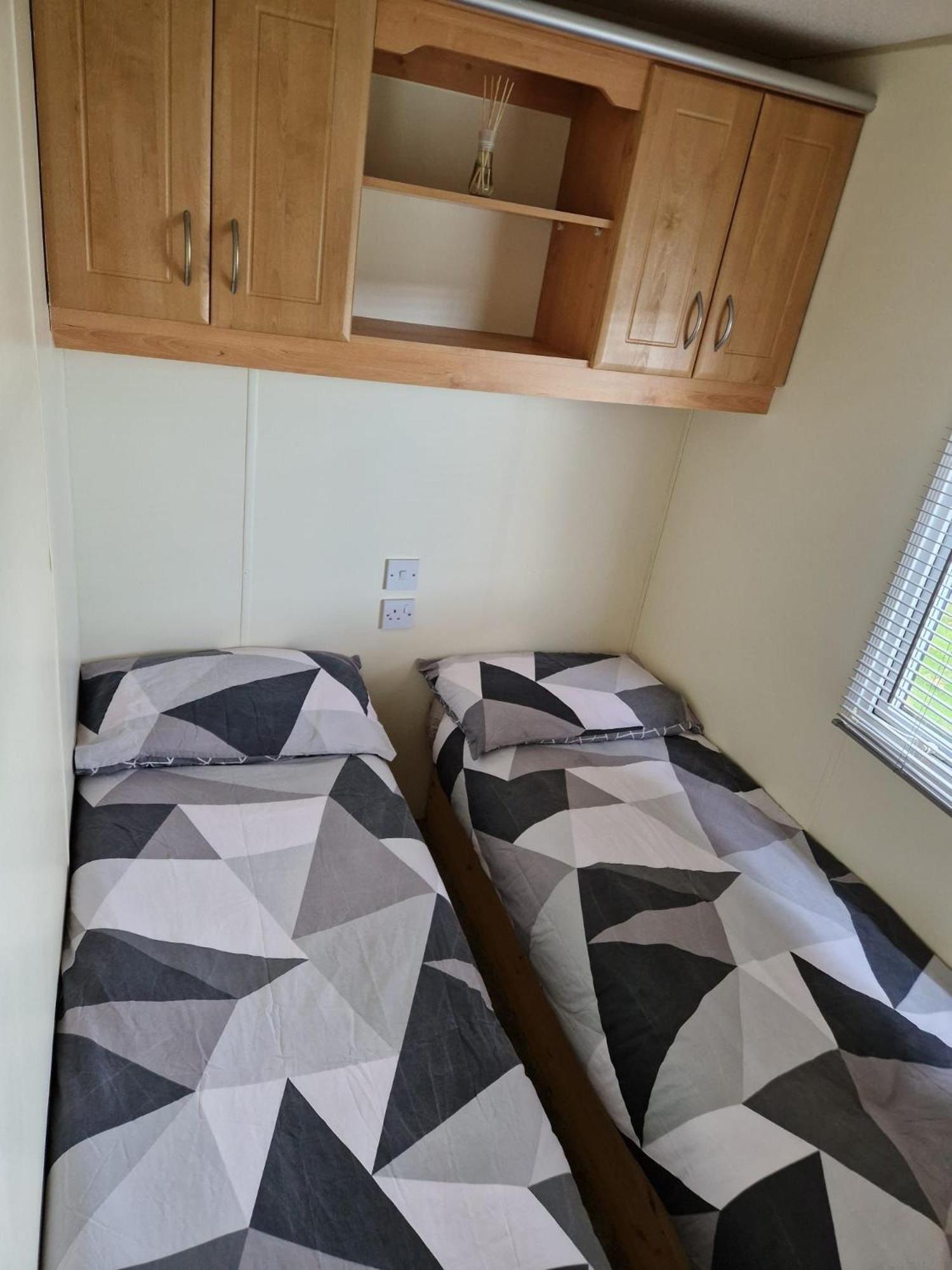 Browns Caravan Rentals, Ingoldmells 4 Berth Caravan Silver Beach Exterior photo