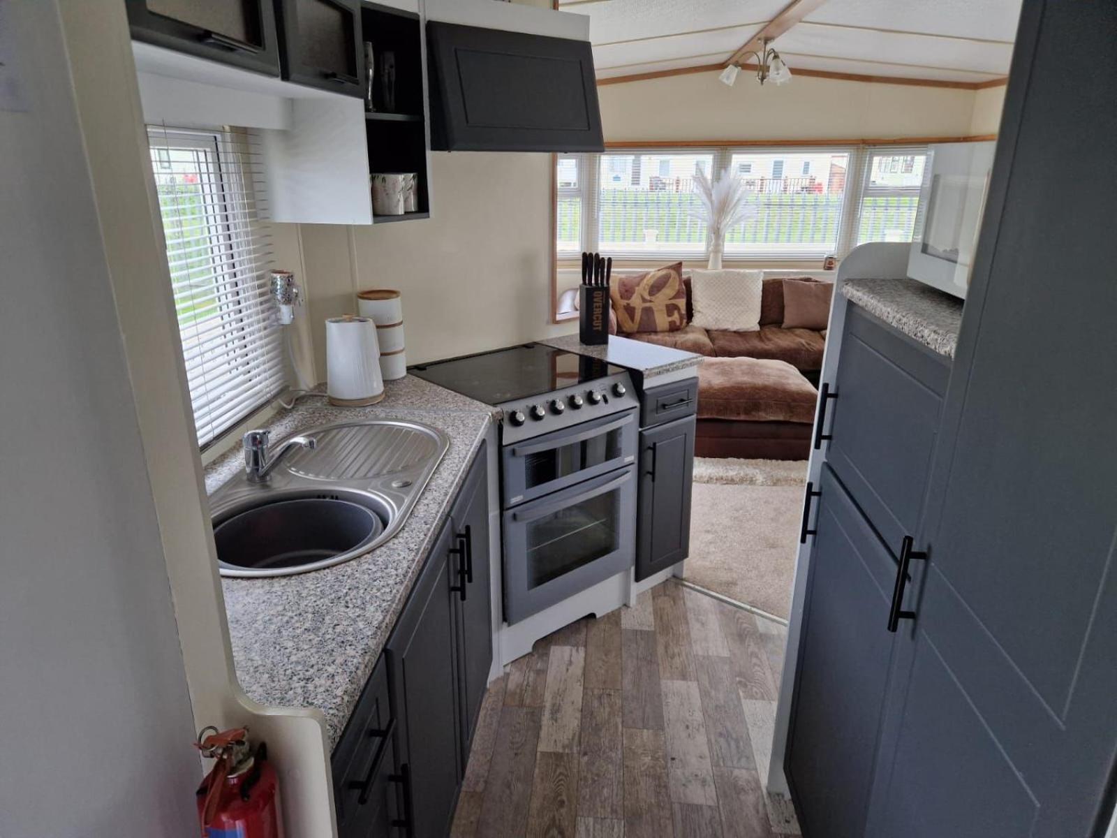 Browns Caravan Rentals, Ingoldmells 4 Berth Caravan Silver Beach Exterior photo
